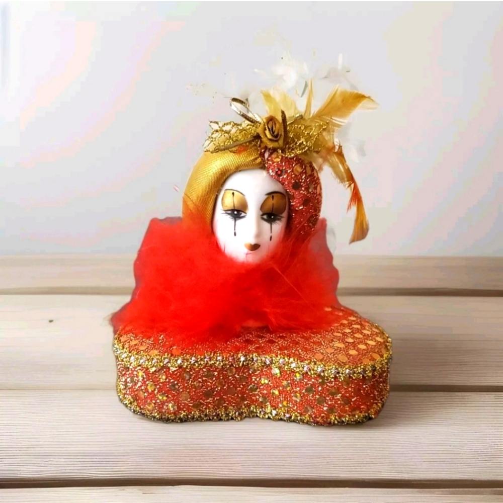 Mardi Gras Porcelain Hand Painted Head Decor Red And Gold Head on Heart Platform